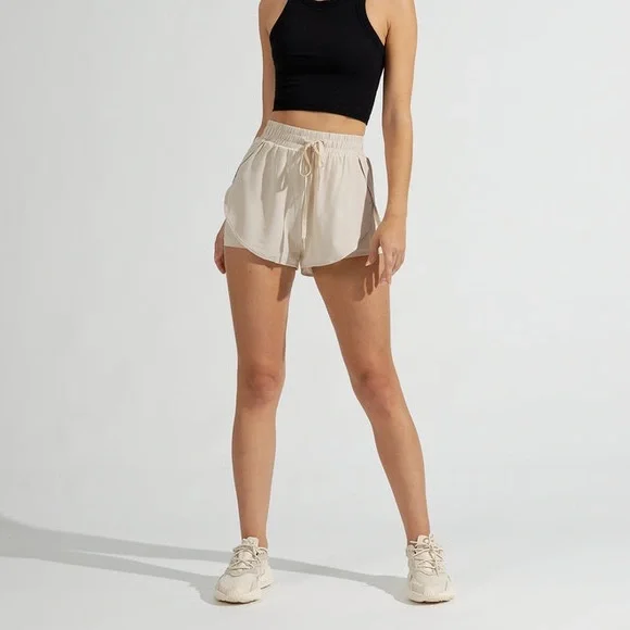 BuffBunny Lifesaver Shorts - Picture 6 of 6